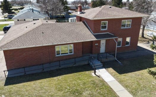 #300/302 8th Avenue West, Kindersley -L202625
